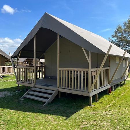 Séné Ucpa Eco Lodge מראה חיצוני תמונה
