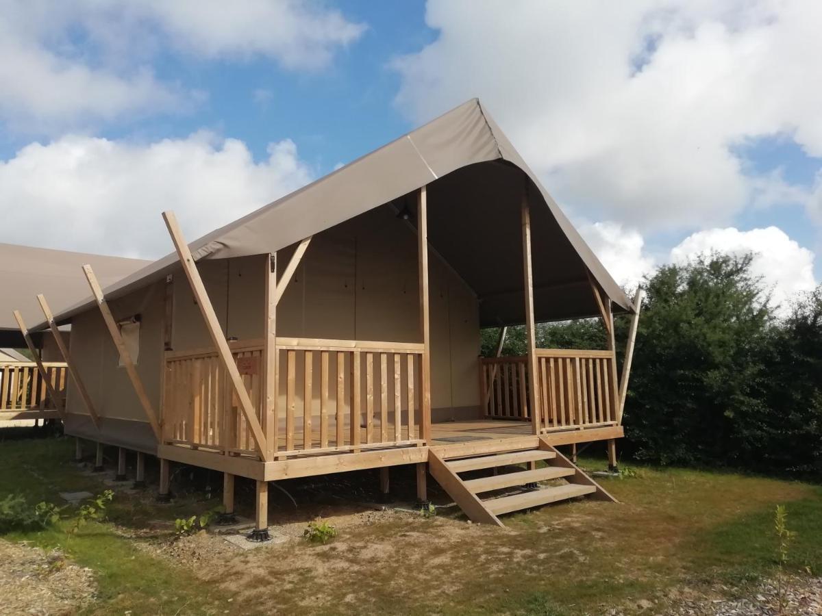 Séné Ucpa Eco Lodge מראה חיצוני תמונה
