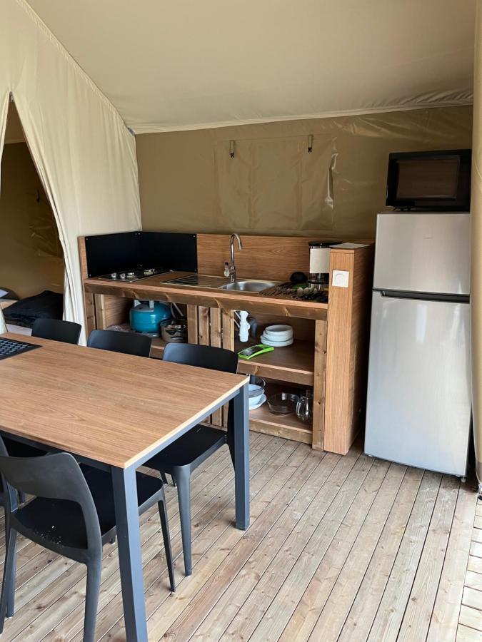 Séné Ucpa Eco Lodge מראה חיצוני תמונה